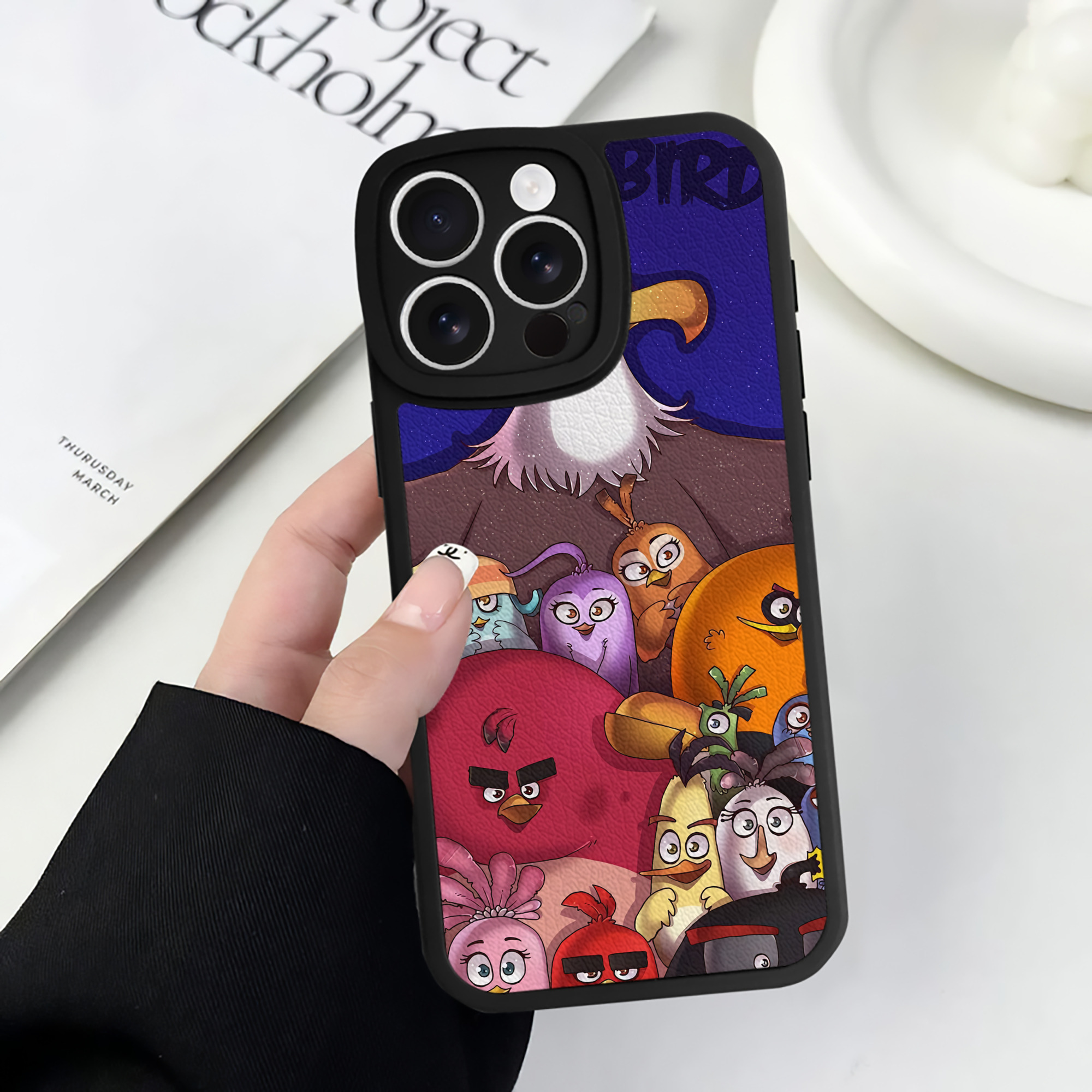 （画像用） Angry Birds アングリーバード 【iPhone 16シリーズ対応】シリコンスマホケース（レザー調） 材質：シリコン